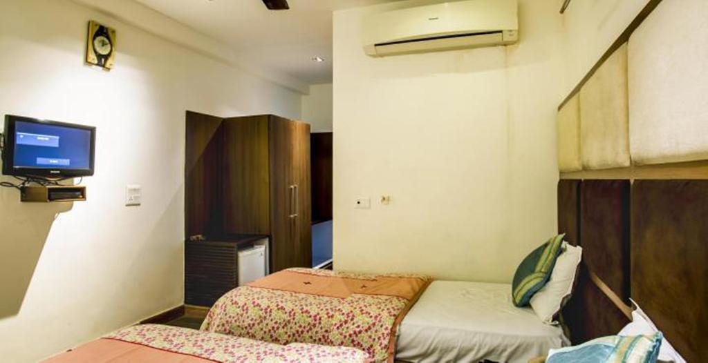 Hotel Arpit Palace Delhi  Eksteriør bilde